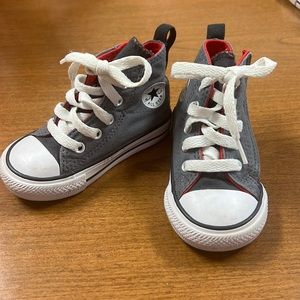 Baby size 5 Converse